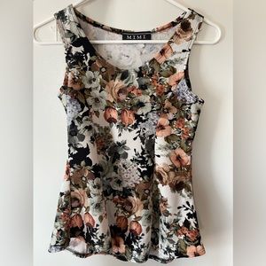 Sleeveless floral blouse size small